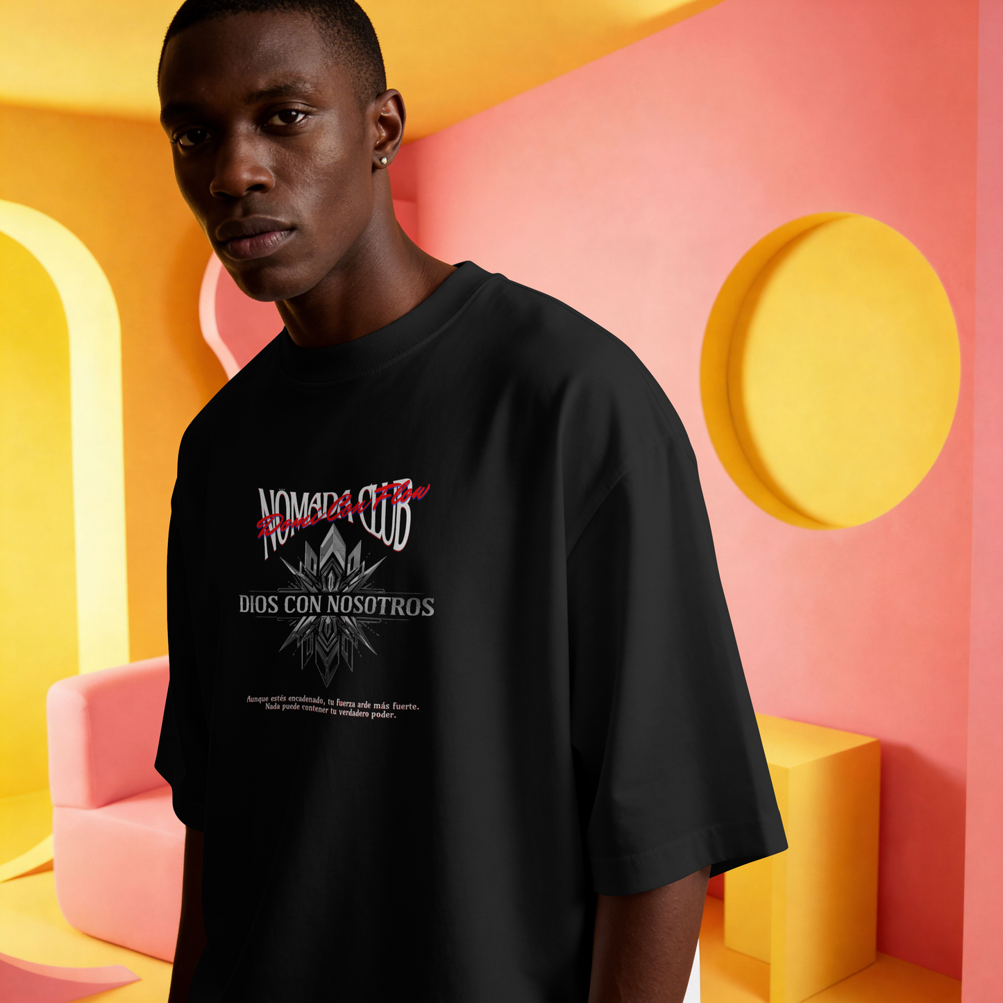 Tshirt Streetwear Dominicano “Dios Con Nosotros” – Flow Urbano Latino | Nomada Club