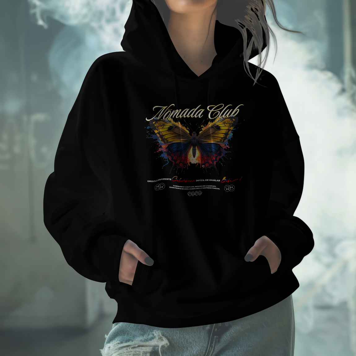 Hoodie Orgullo Colombiano Mujer – Nomada Club | Streetwear Latino